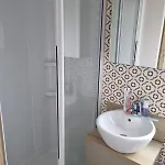 مكان تخييم Sycamores14 *